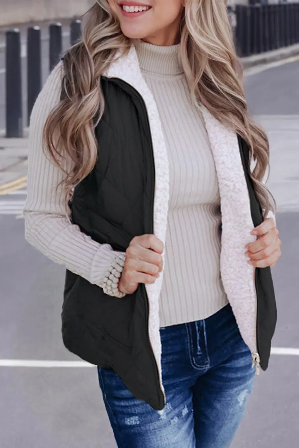 Black Fleece Lined Quilted Zip up Gilet