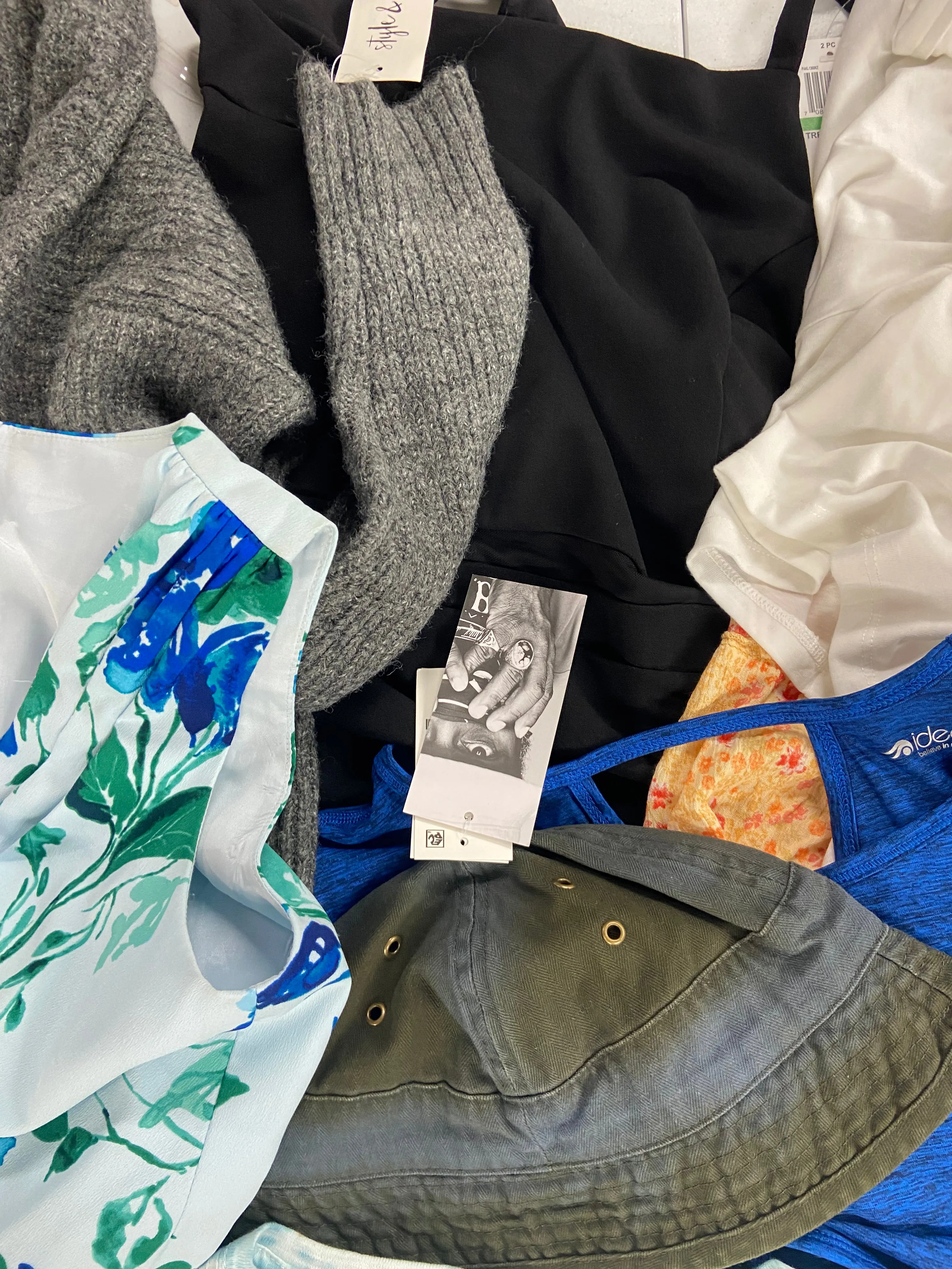 Women's Clothing Dress & Others, Wholesale Lot, POLO RALPH LAUREN, LUCKY BRAND, CALVIN KLEIN, SUN   STONE, EMERALD SUNDAE  and more, 20 items, Shelf Pulls, MSRP $1,225